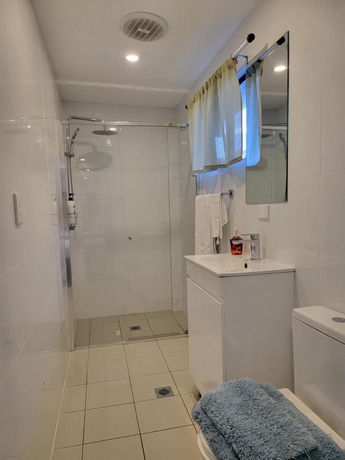 T&V Suites Виндзор Экстерьер фото